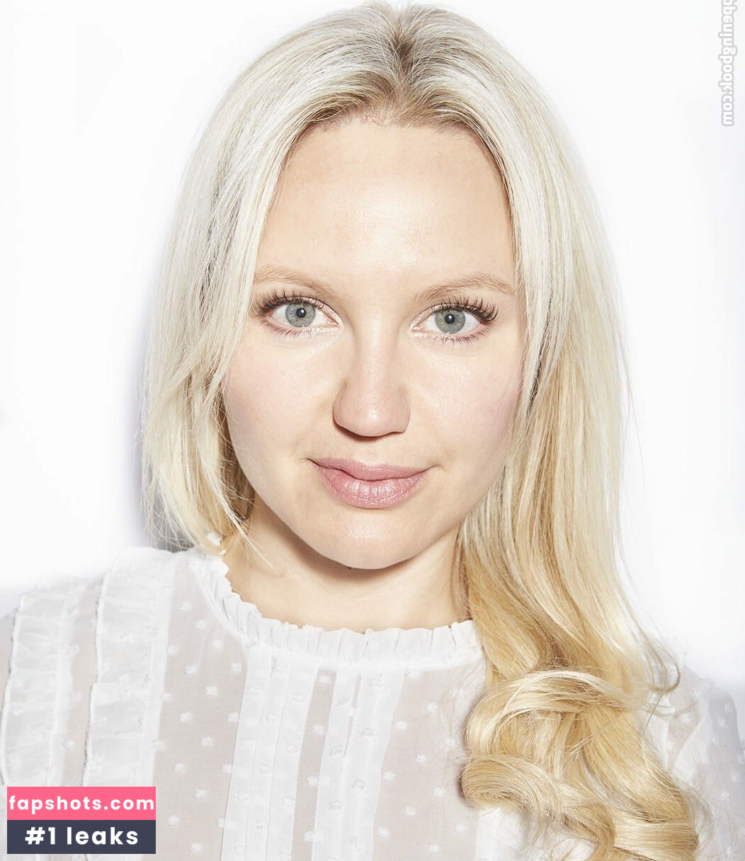 Kim Pearson gallery photo #3