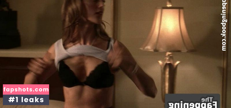 Kim Raver gallery photo #18