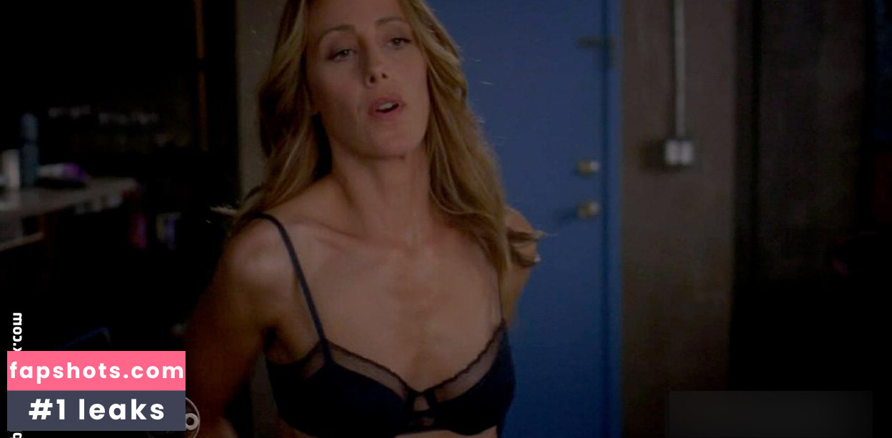 Kim Raver gallery photo #30