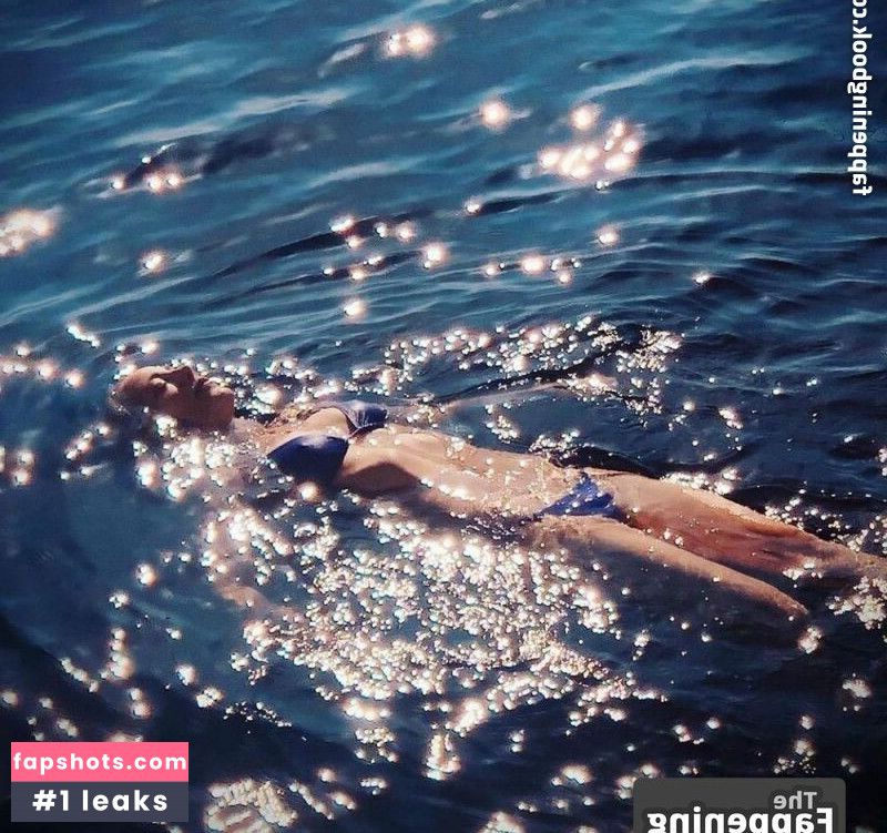 Kim Raver gallery photo #5