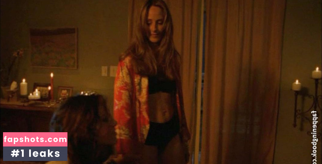 Kim Raver gallery photo #42