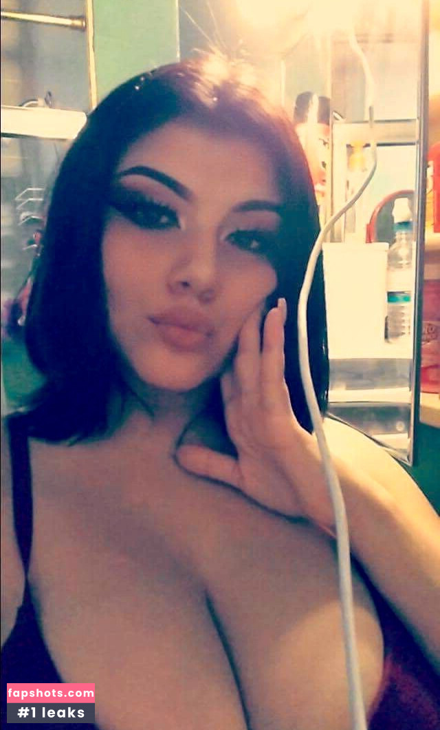 Kim Rose nude babe gallery