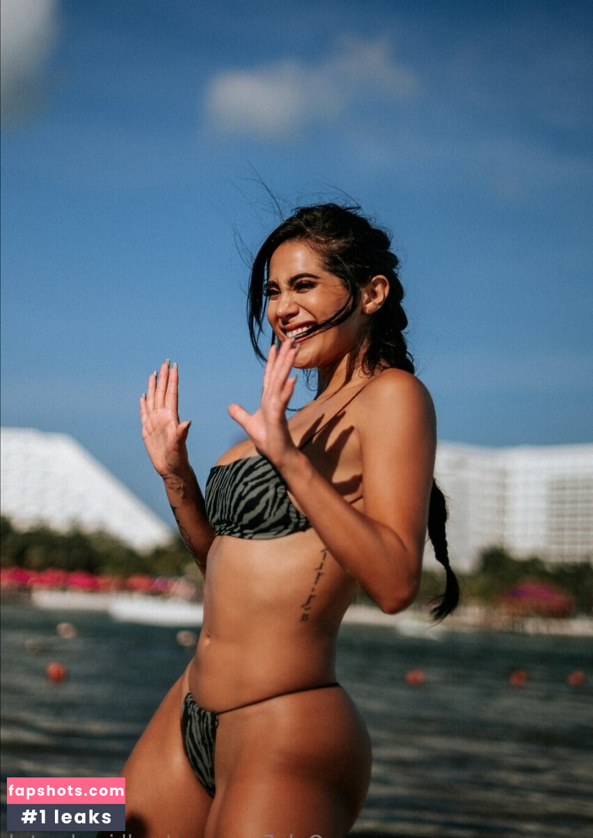 Kim Shantal Nude Leaks OnlyFans Photos #12 - LeakJerk