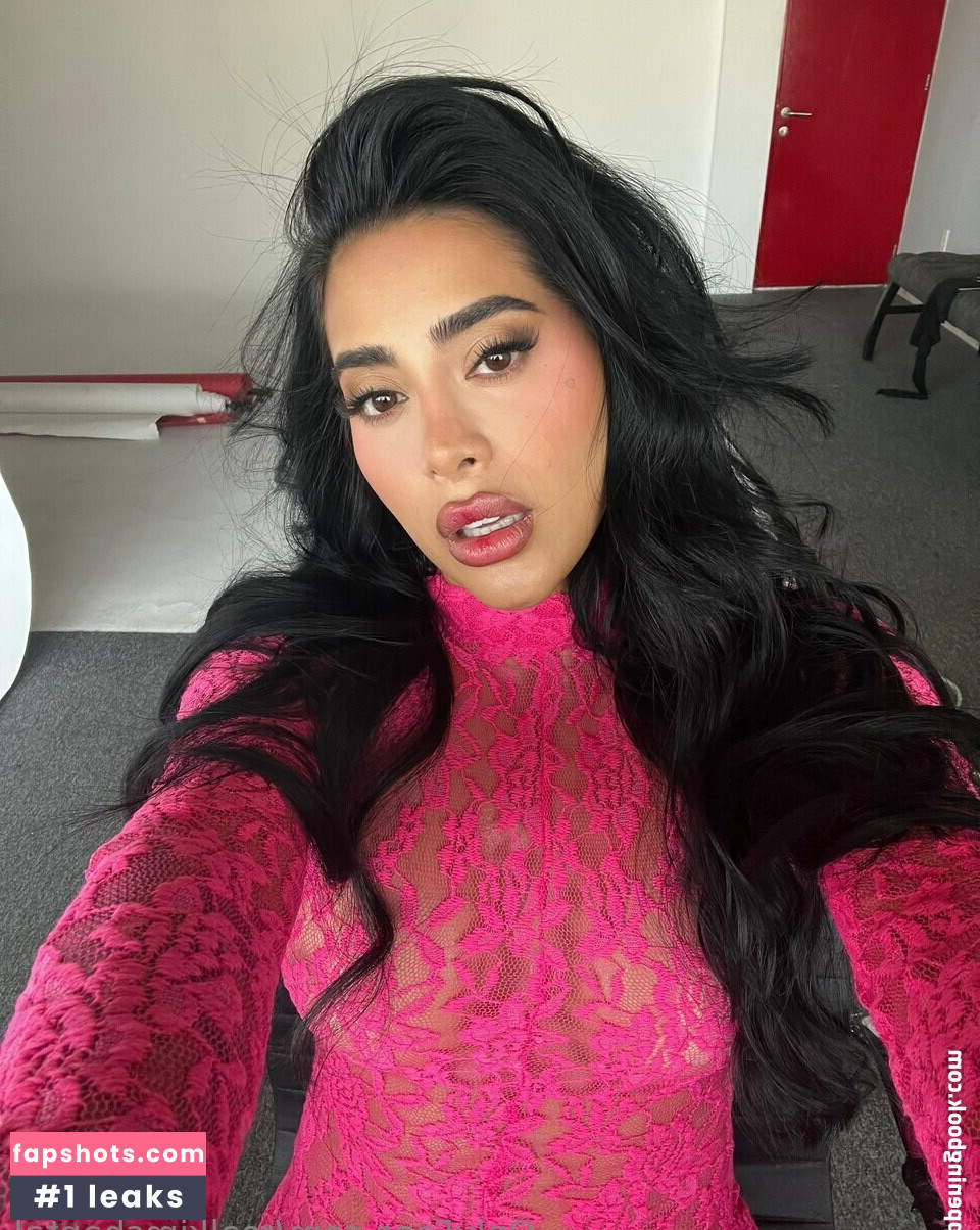 Kim Shantal Nude Leaks OnlyFans Photos #14 - LeakJerk