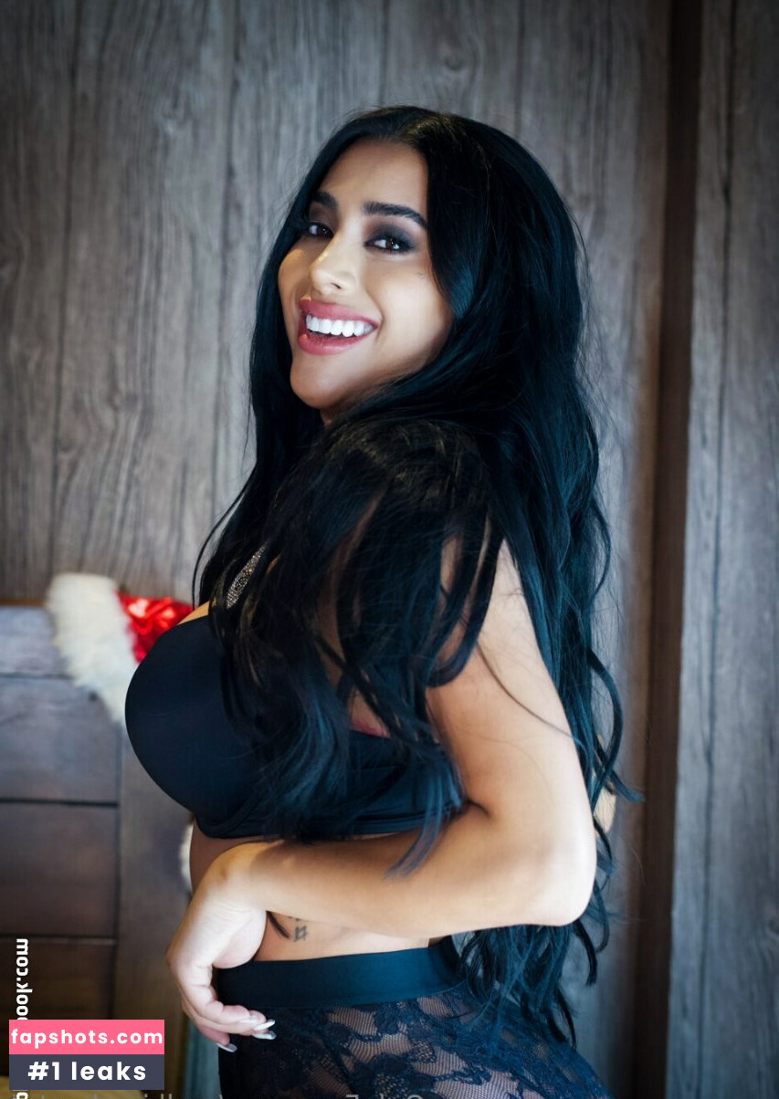 Kim Shantal Nude Leaks OnlyFans Photos #17 - LeakJerk