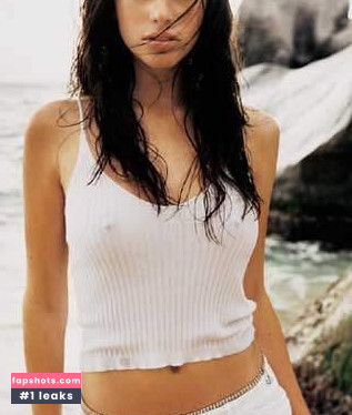 Kim Smith gallery photo #7