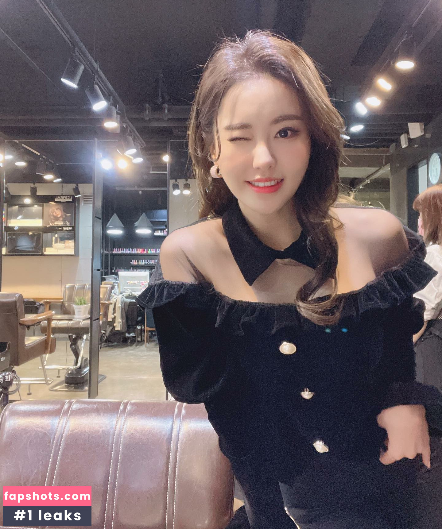 Kim So Hee gallery photo #5