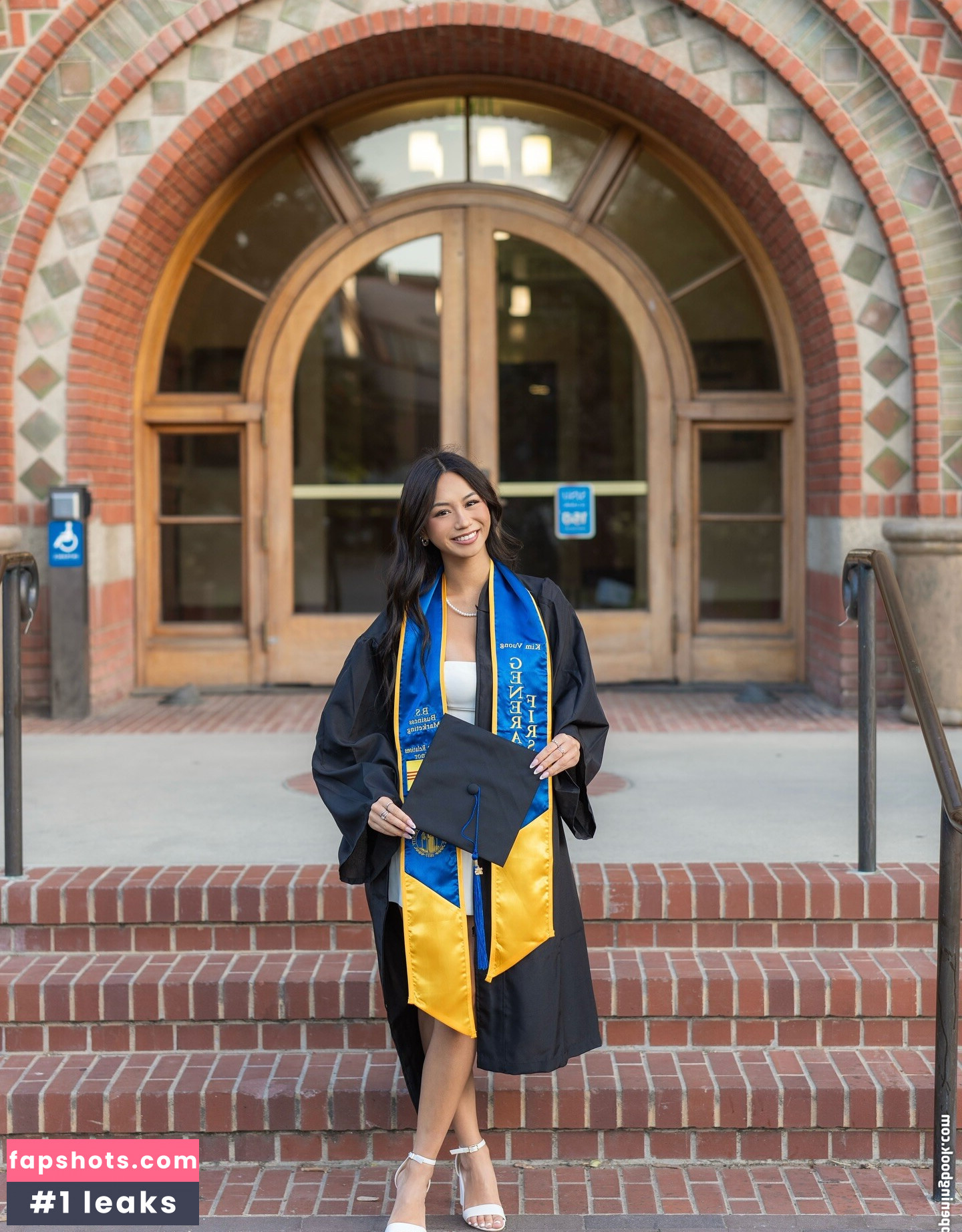 Kim Vuong gallery photo #4