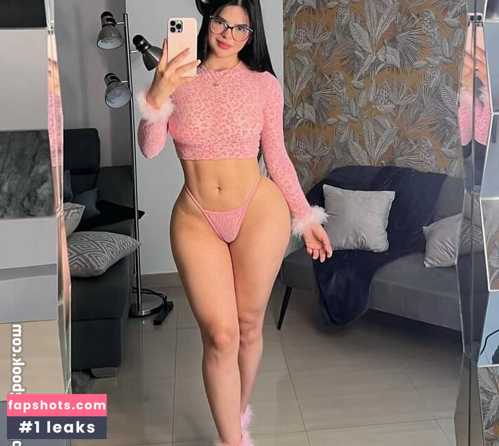 Kimberly Delagdo Alvarez gallery photo #71