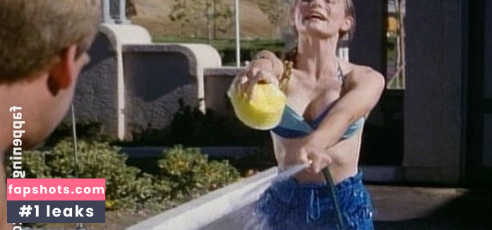 Kimberly McArthur gallery photo #141