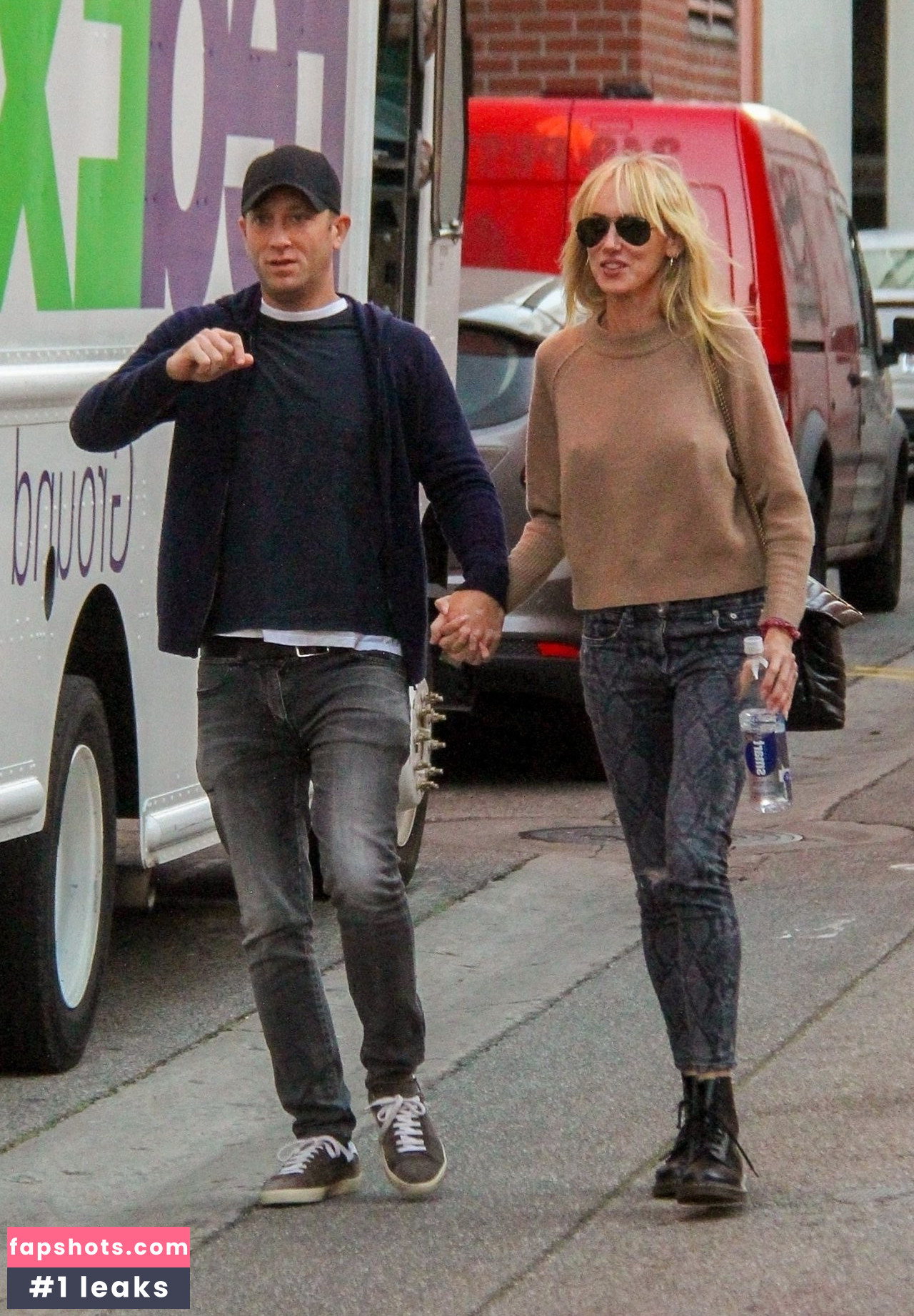 Kimberly Stewart gallery photo #13