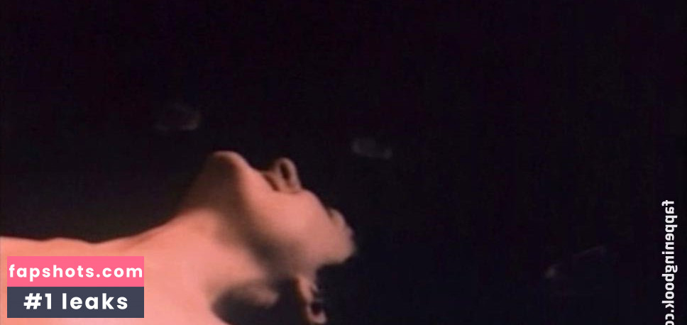 Kimberly Topper gallery photo #2