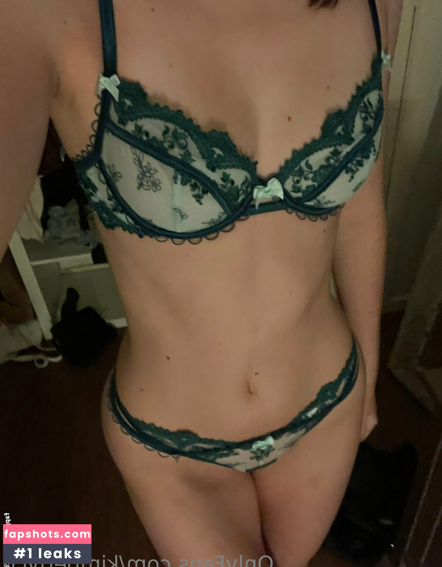 kimberlyco Nude Leaks OnlyFans Photos #3 - Fapshots