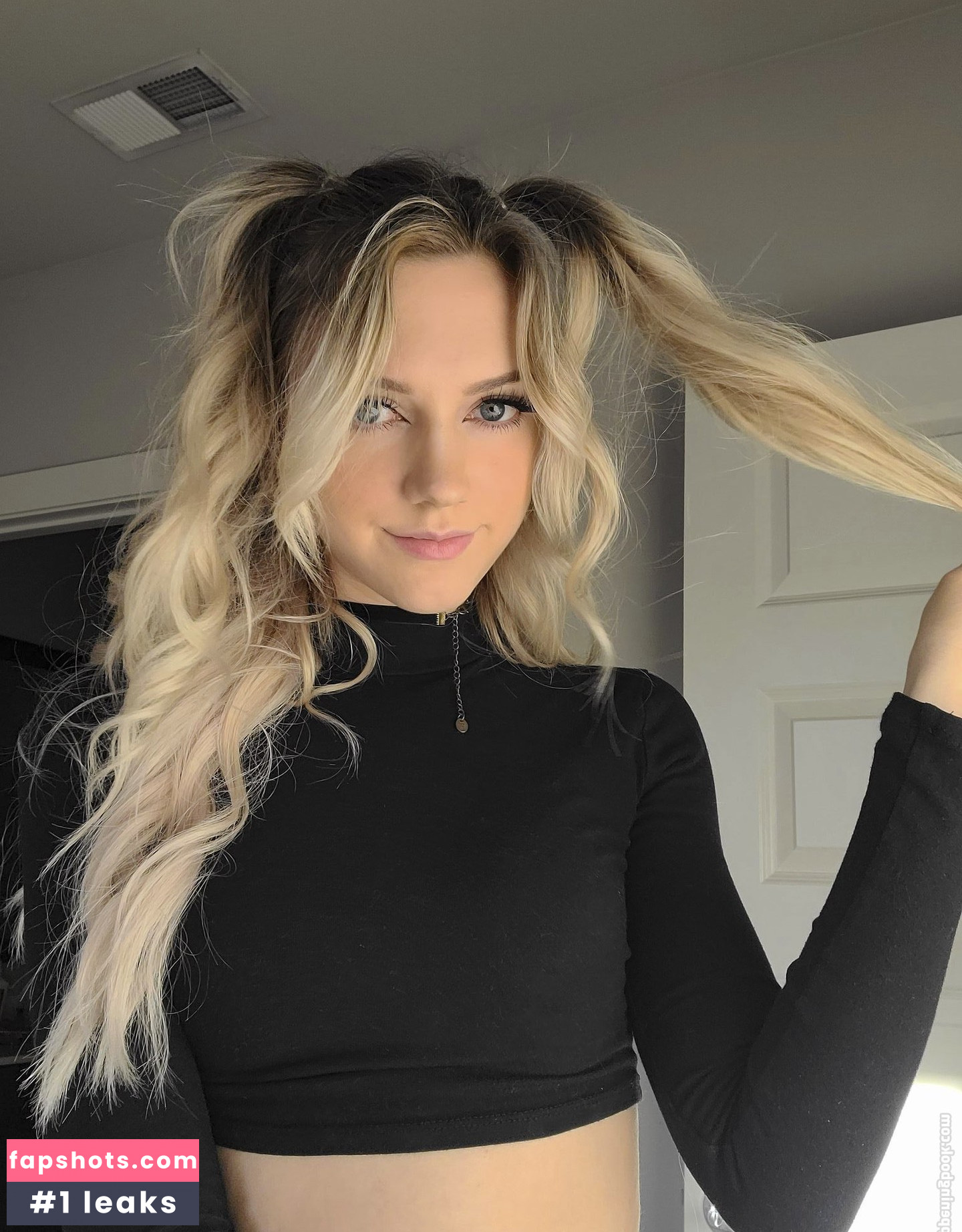 Kimcella gallery photo #16