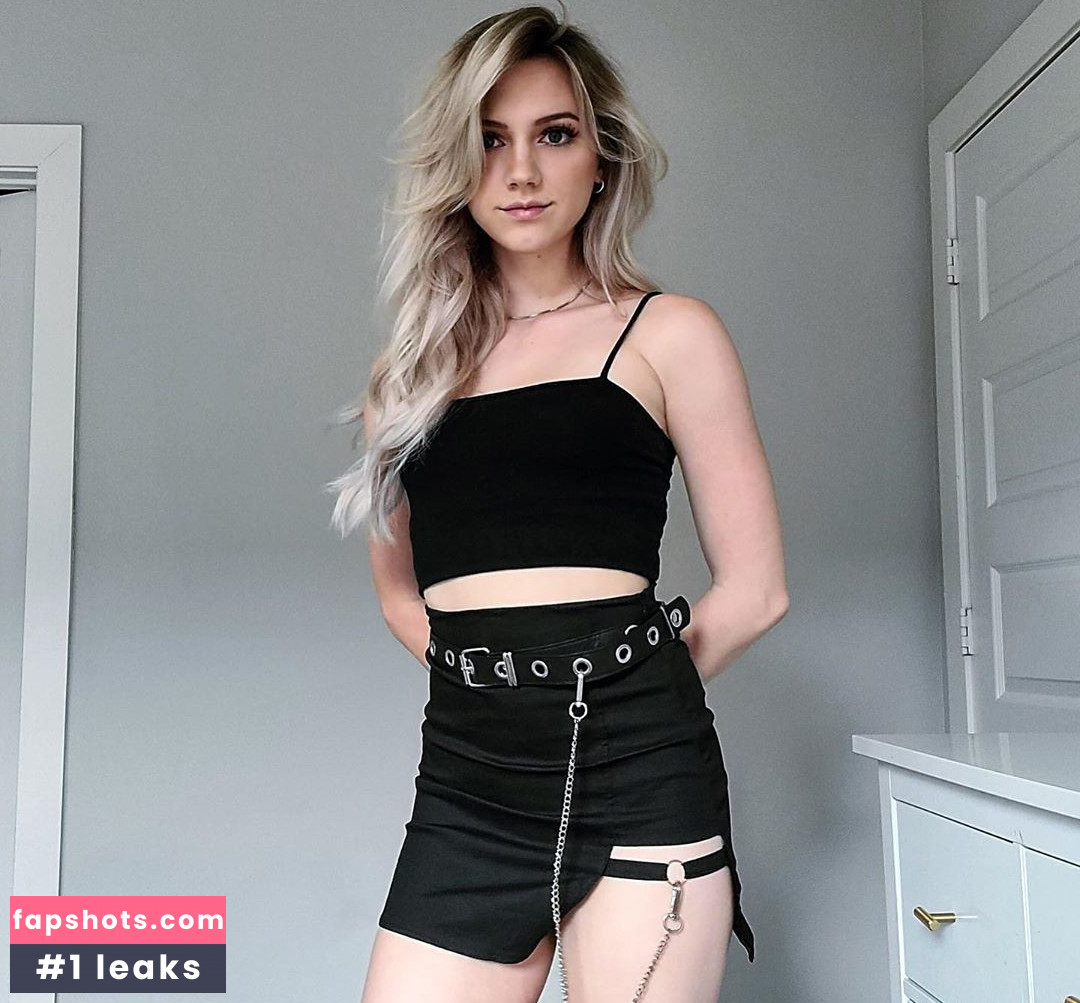 Kimcella gallery photo #3