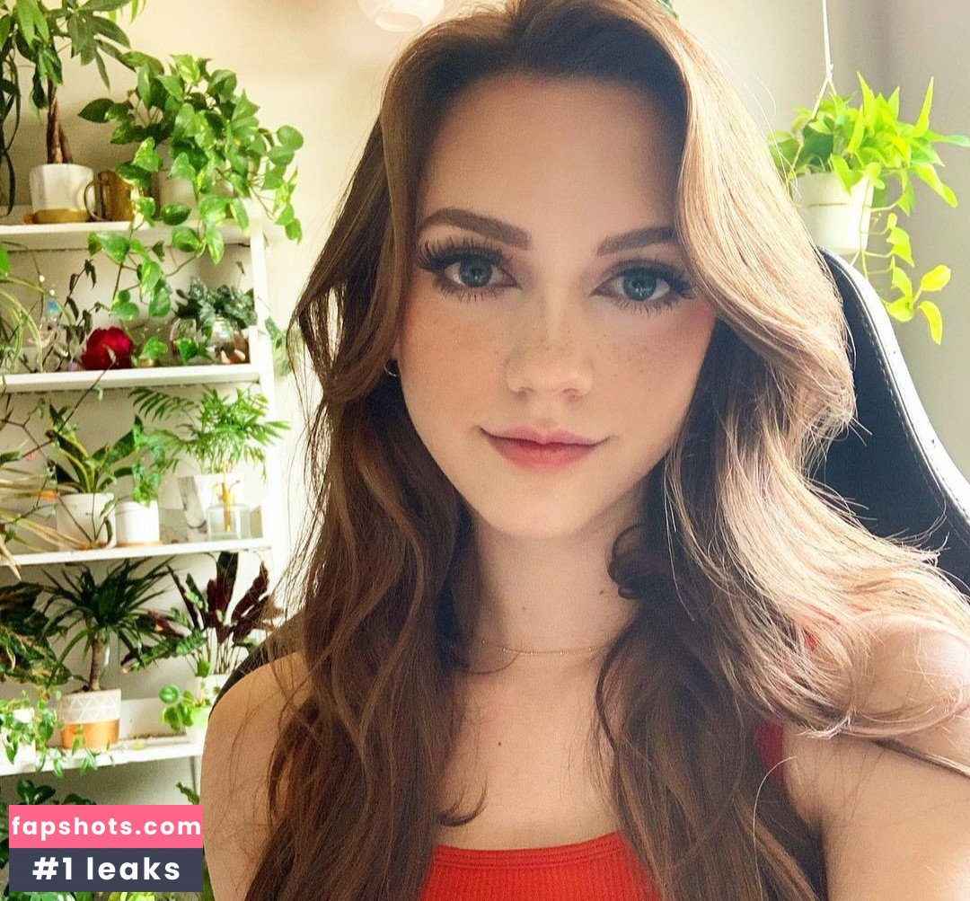 Kimcella gallery photo #10