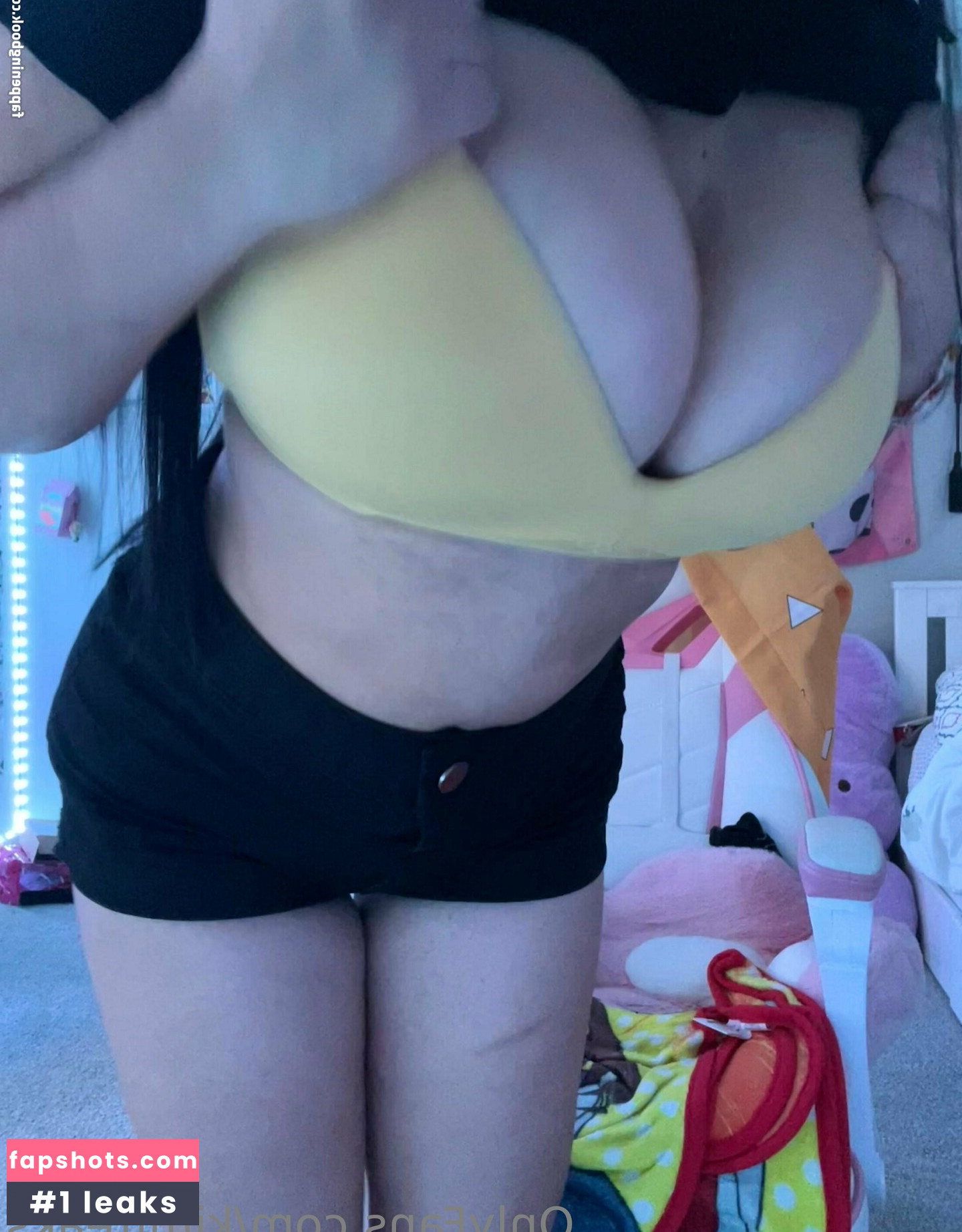 kimfreaks gallery photo #14