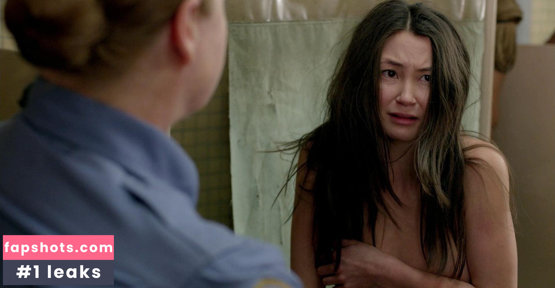 Kimiko Glenn gallery photo #144