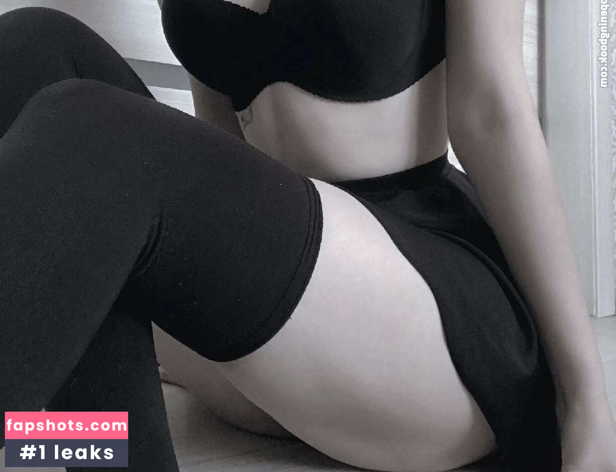 KimTeika gallery photo #7