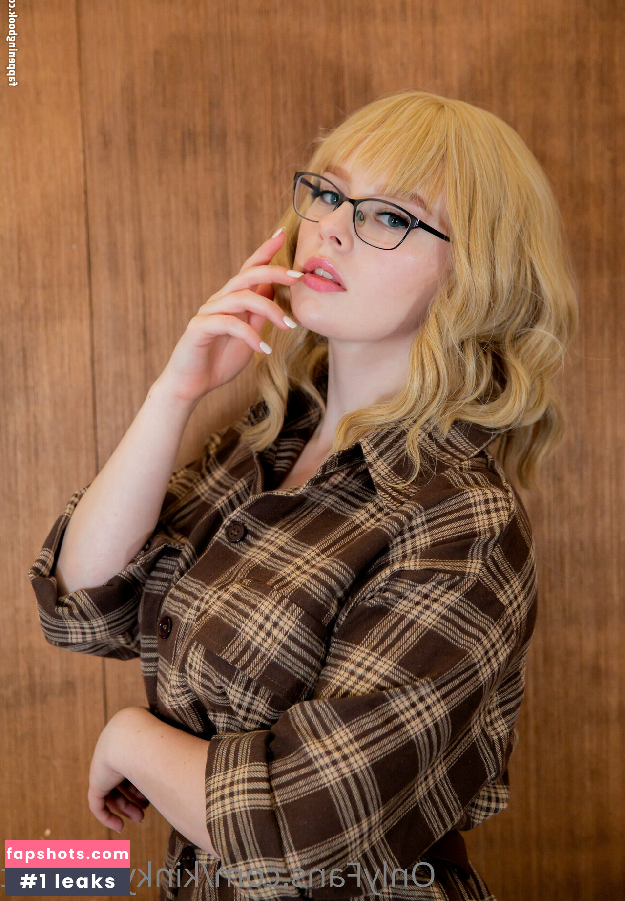 kindlyfruitbat gallery photo #19