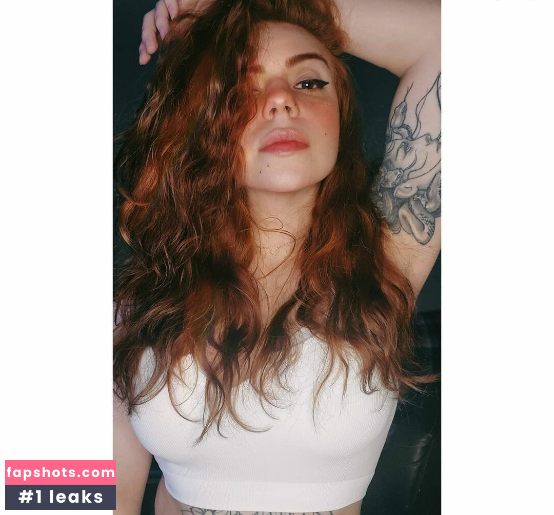 KindofKaitlyn gallery photo #9