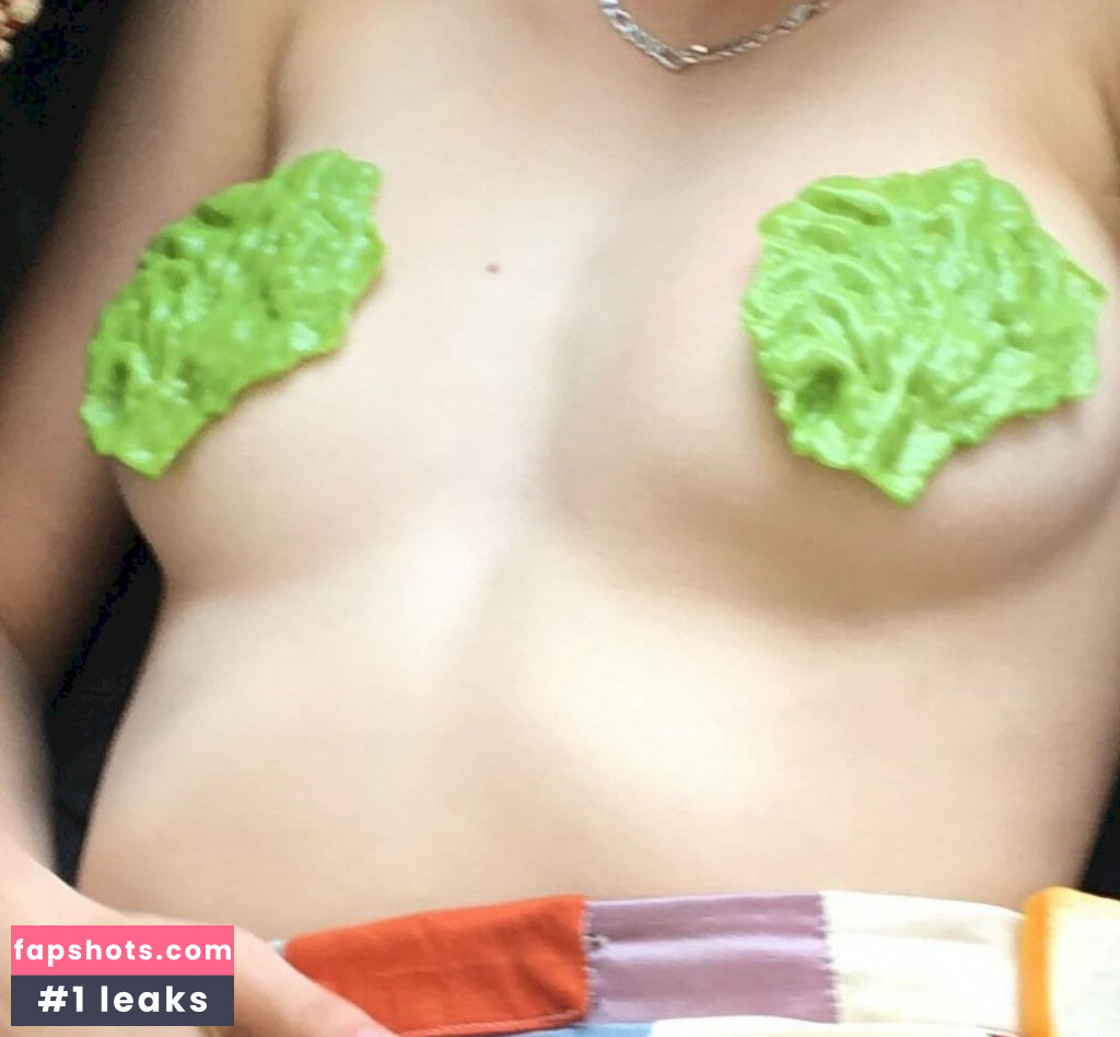 King Princess gallery photo #15