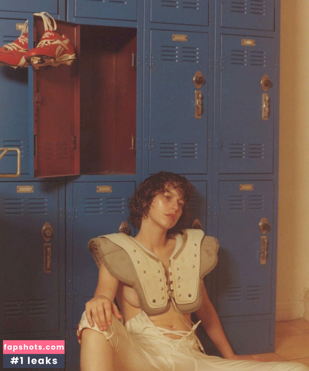 King Princess gallery photo #17