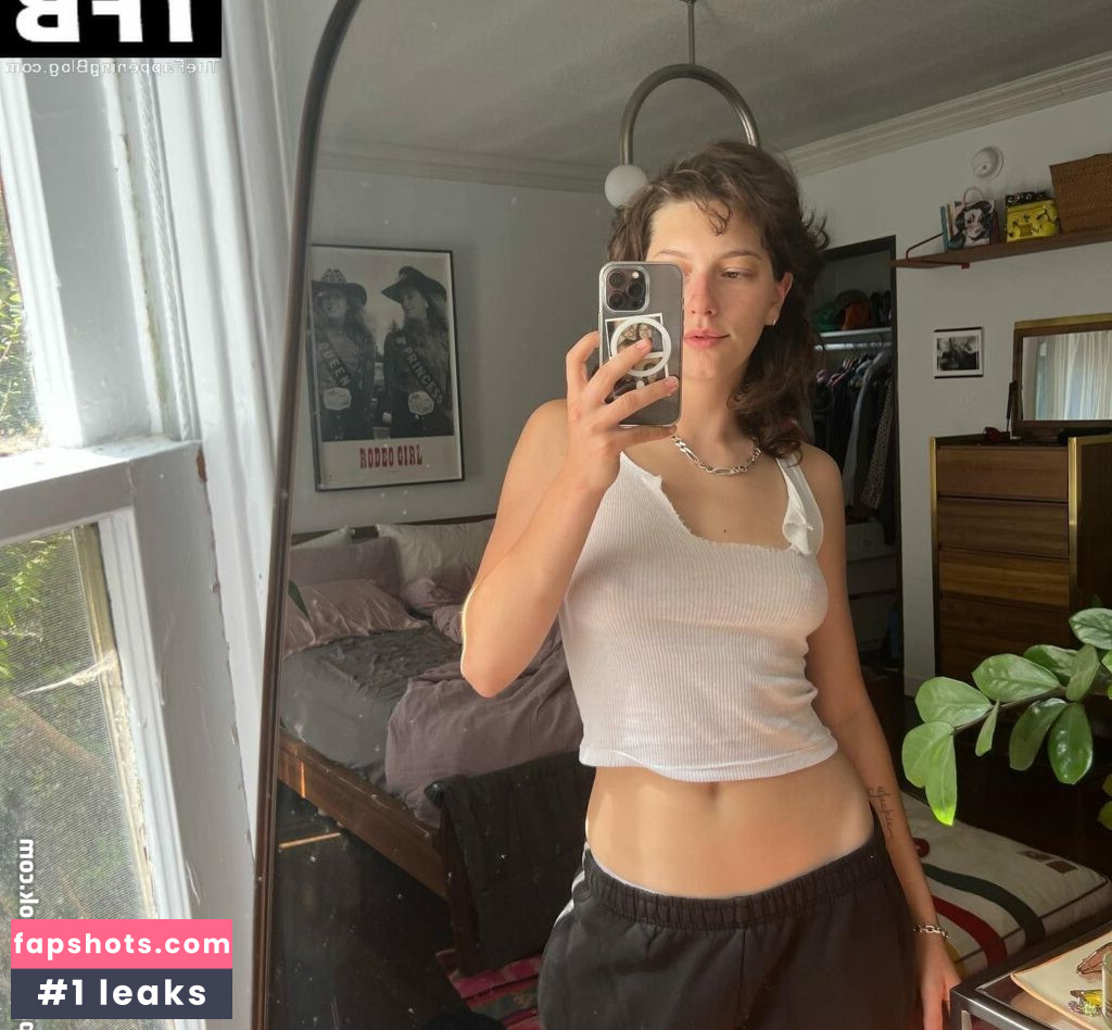 King Princess gallery photo #29