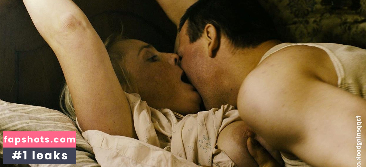 Kinga Preis gallery photo #7