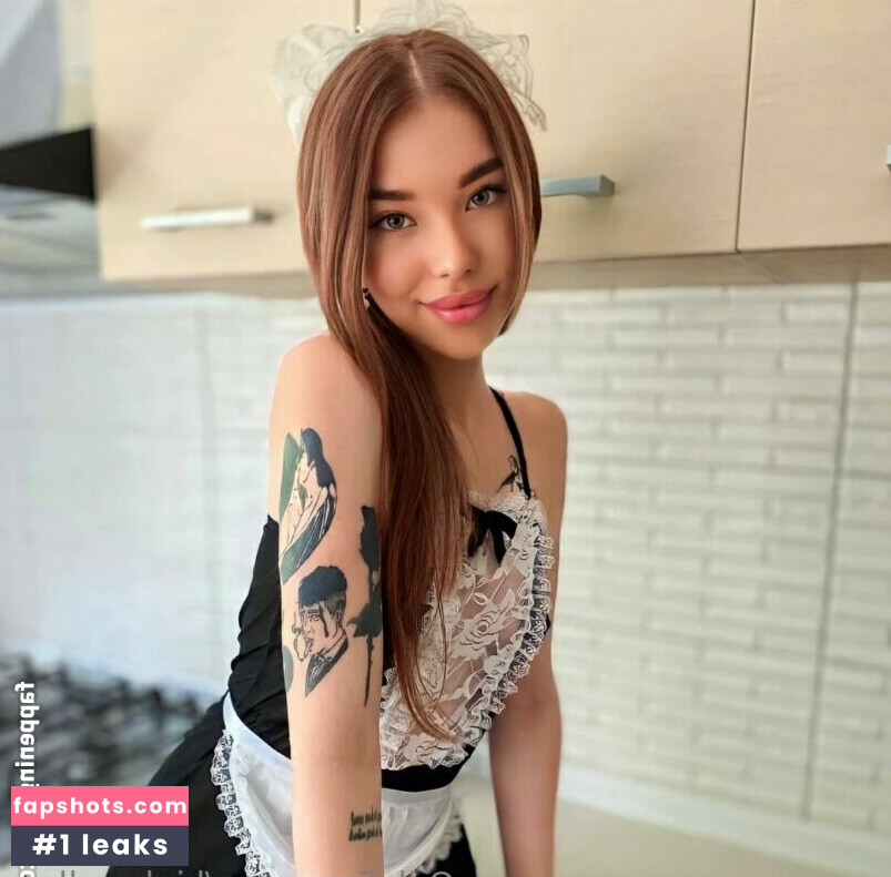 kinky_ella1 gallery photo #11