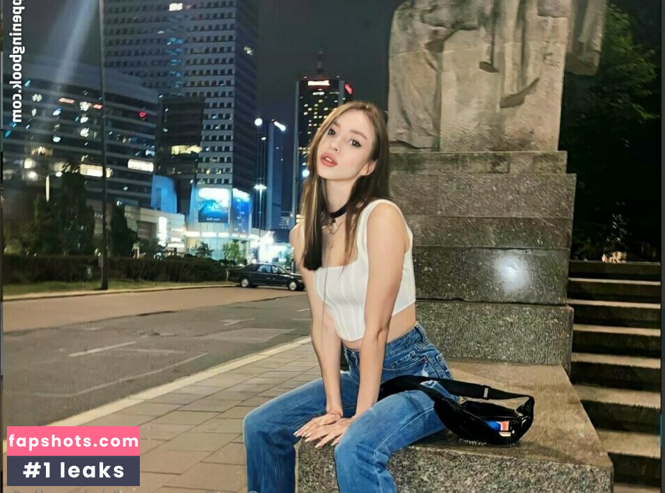 kinky_ella1 gallery photo #29