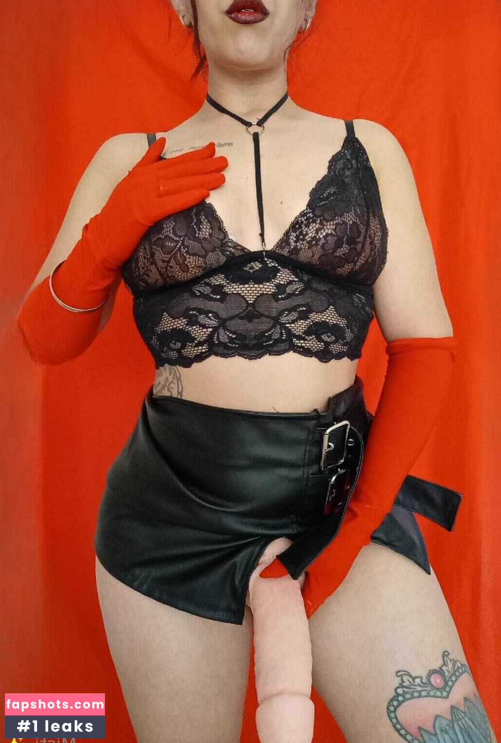 kinky_misti gallery photo #16