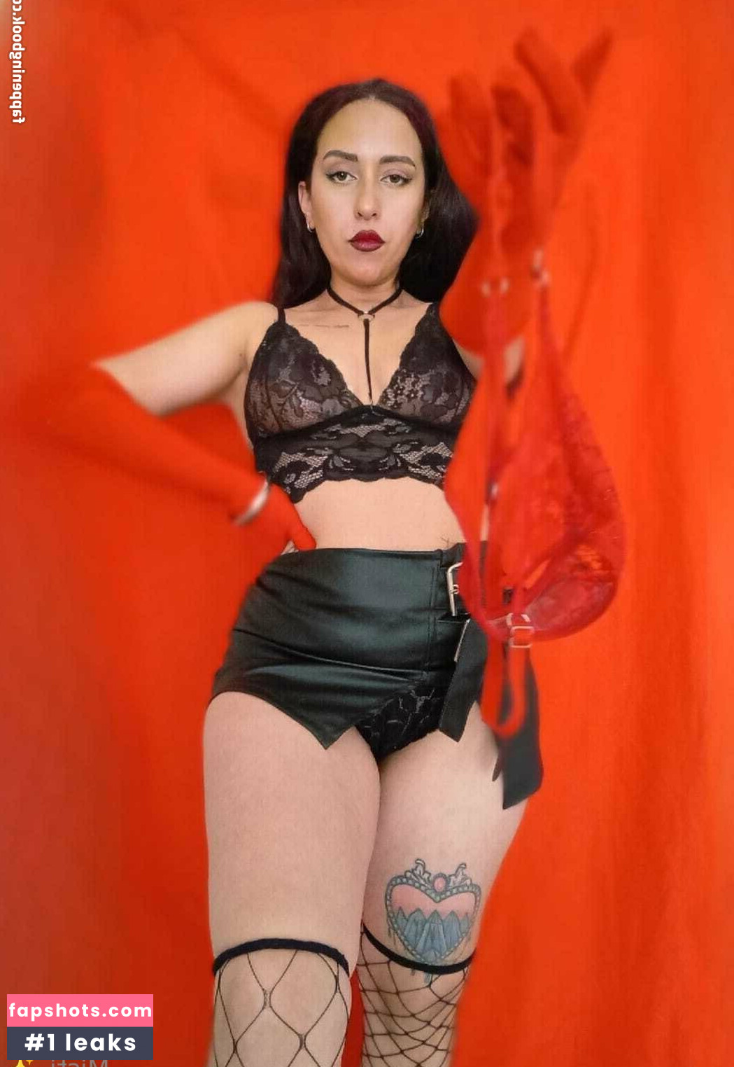 kinky_misti gallery photo #22