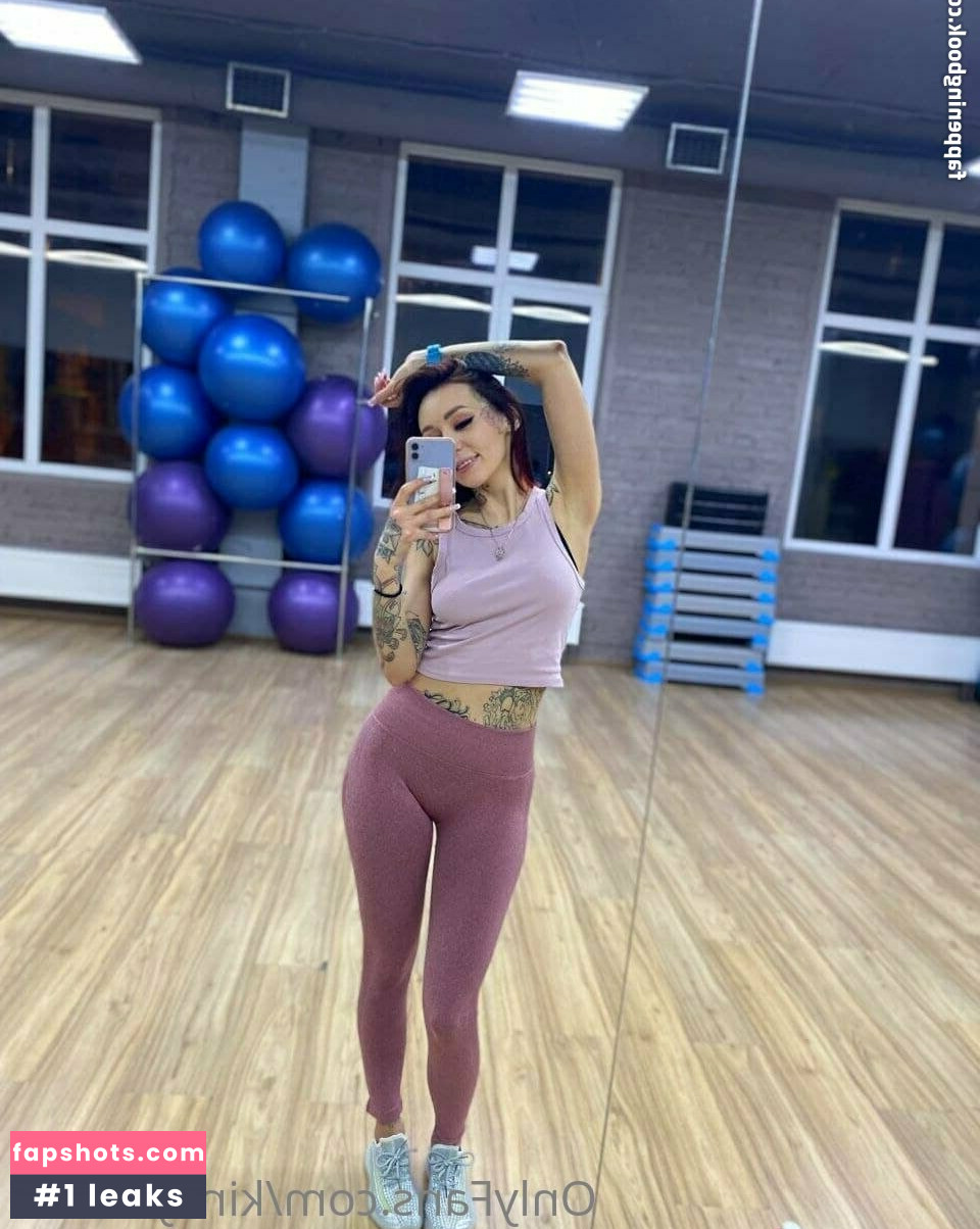 kinky.nessa gallery photo #22