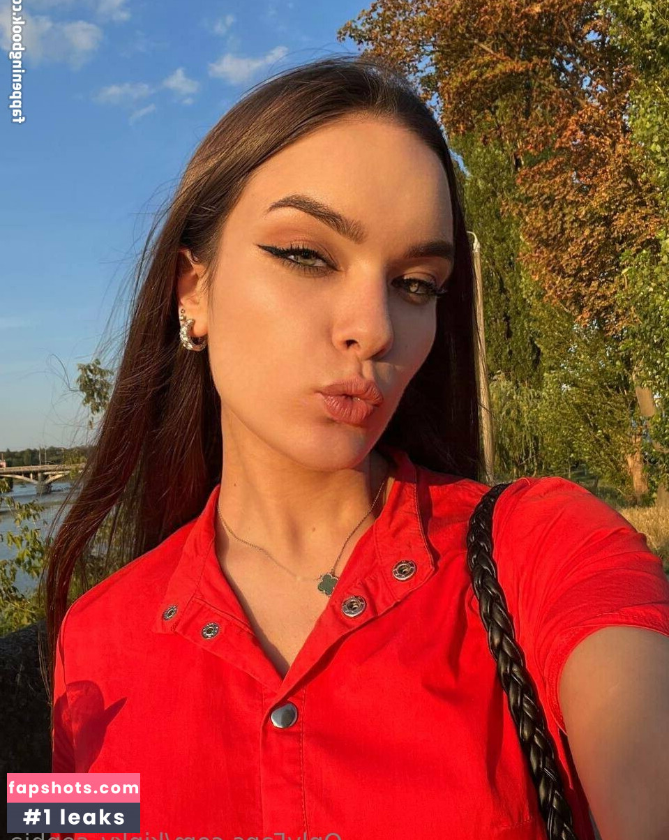 kinky_sophia gallery photo #5