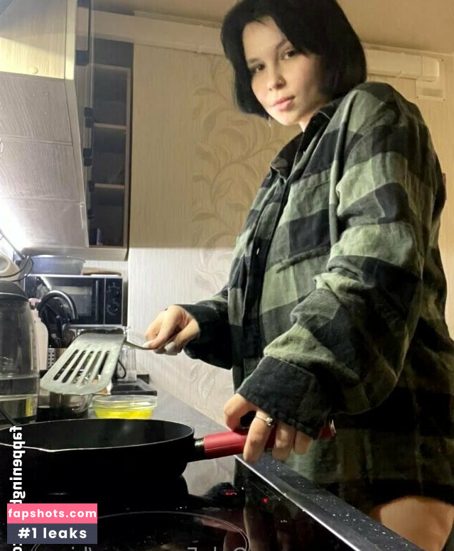 kira_aa gallery photo #15