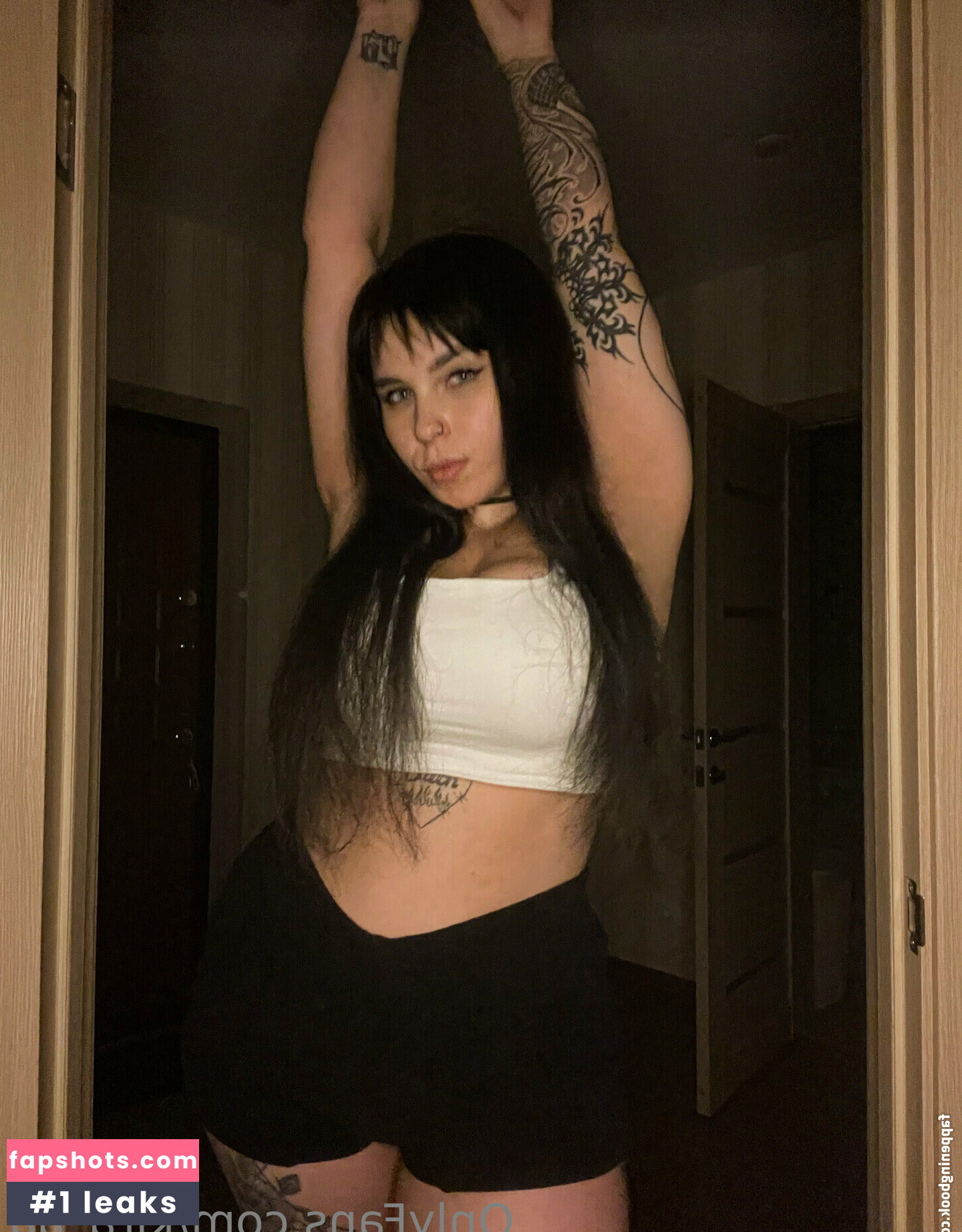 kira_aa gallery photo #20