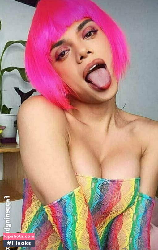 kira_brunette1 gallery photo #37