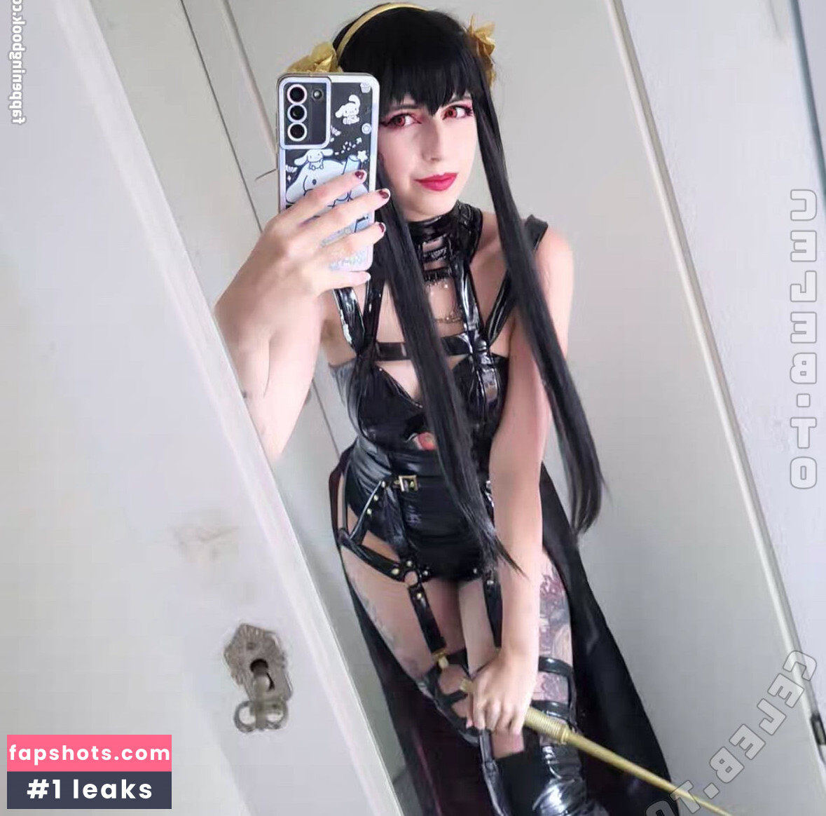 Kira Chanside gallery photo #2