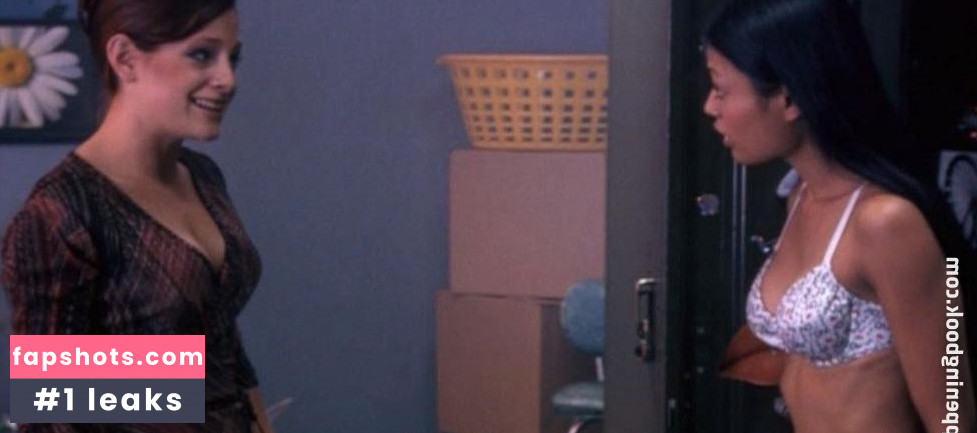 Kira Clavell gallery photo #24