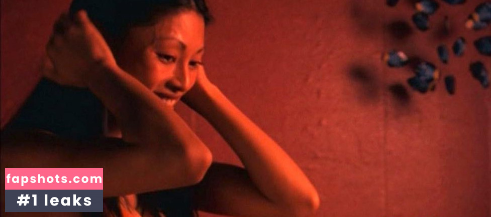 Kira Clavell gallery photo #26