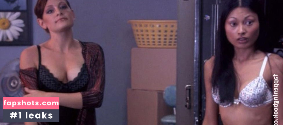 Kira Clavell gallery photo #30