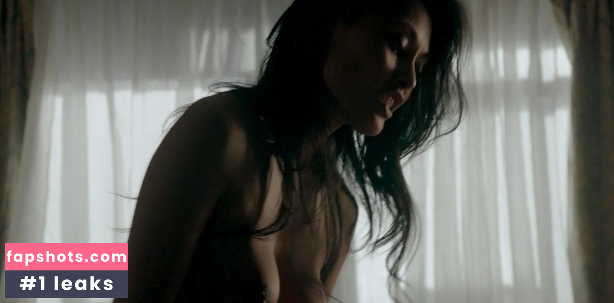 Kira Clavell gallery photo #35