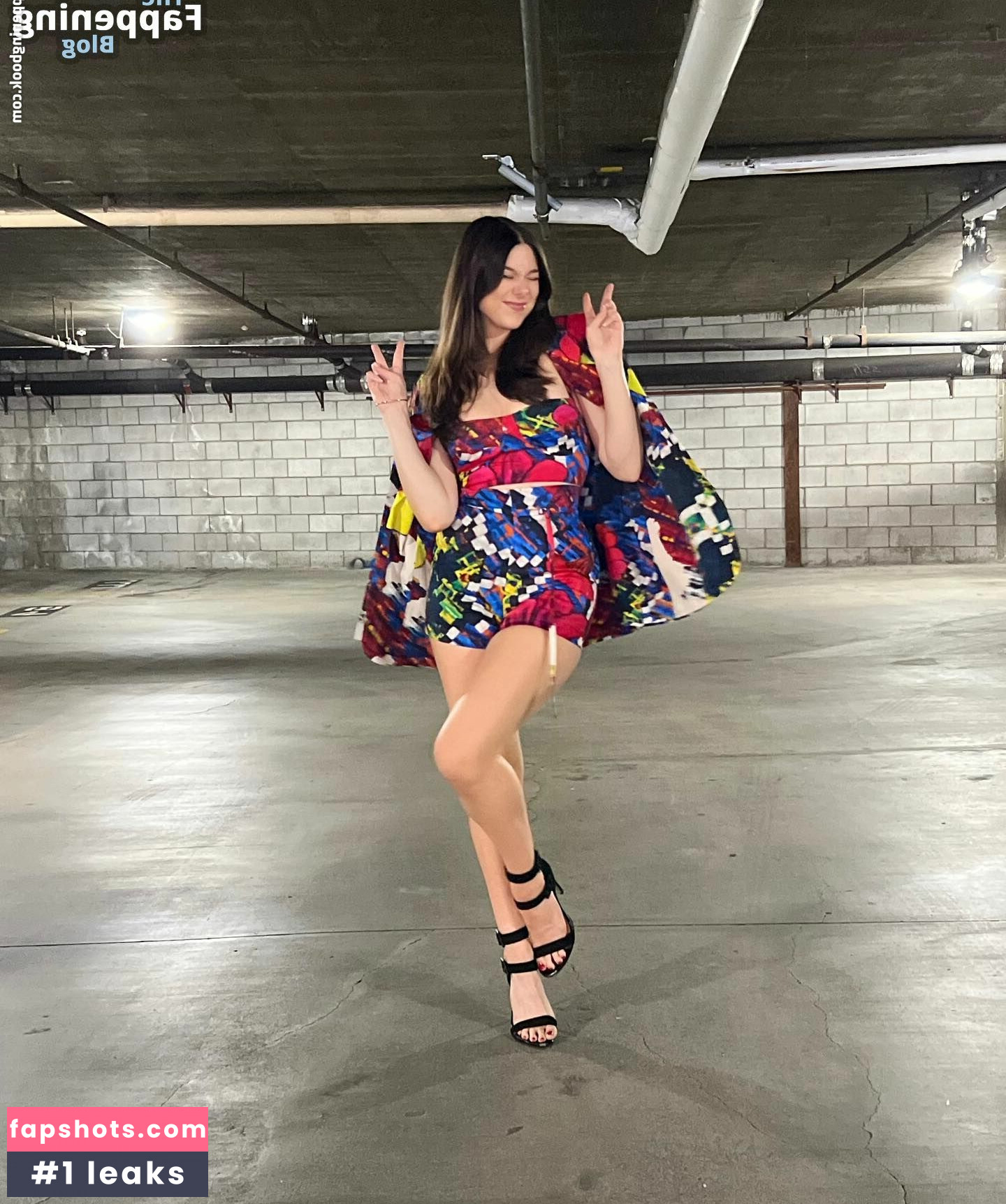 Kira Kosarin gallery photo #129