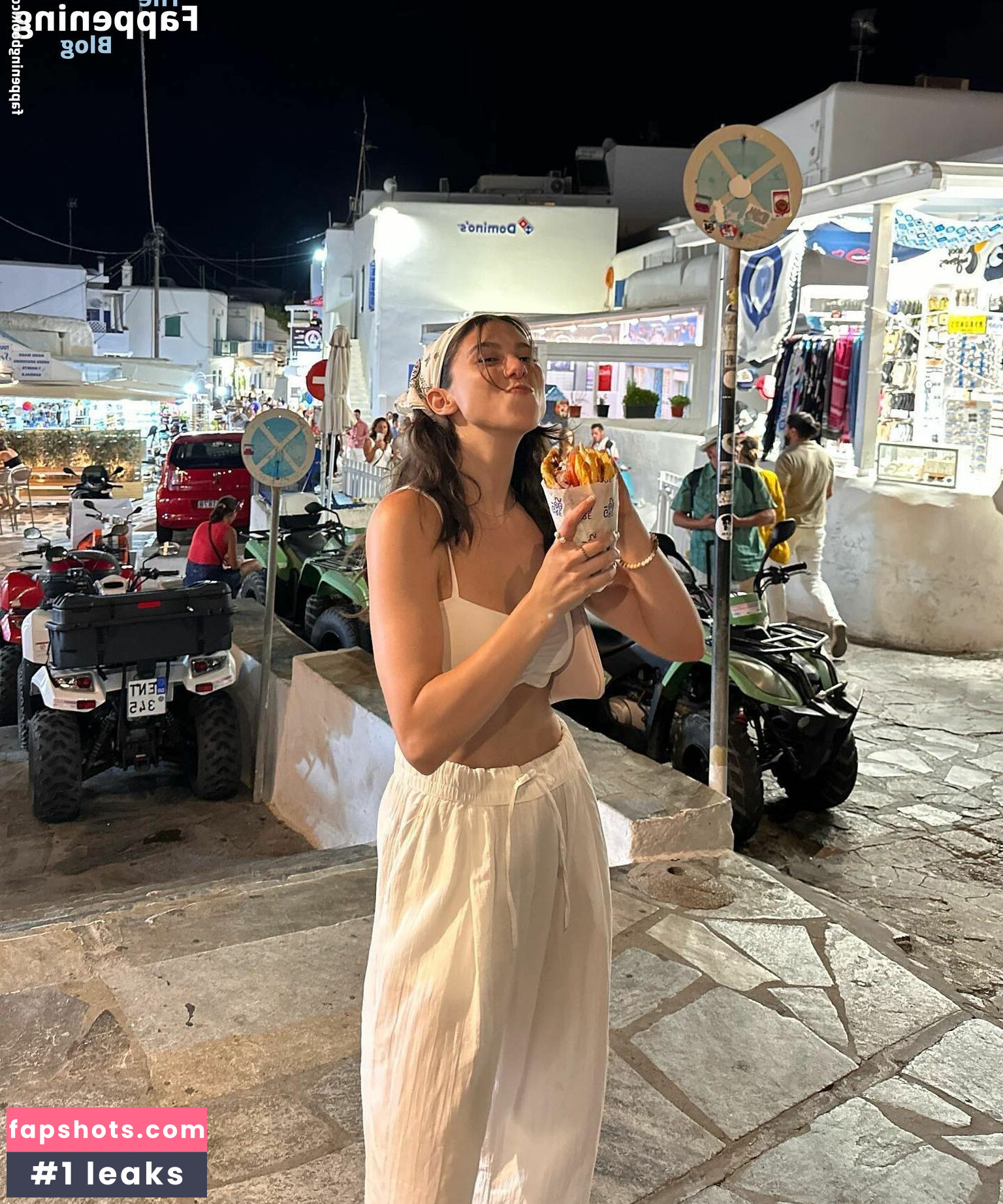 Kira Kosarin gallery photo #141