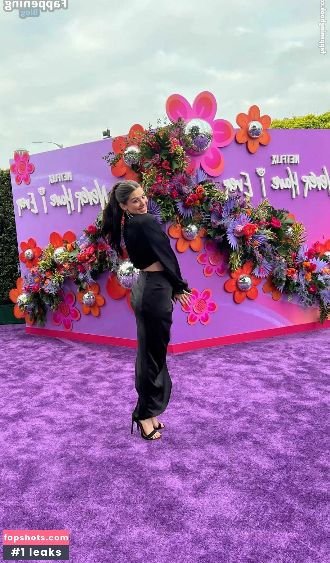 Kira Kosarin gallery photo #202