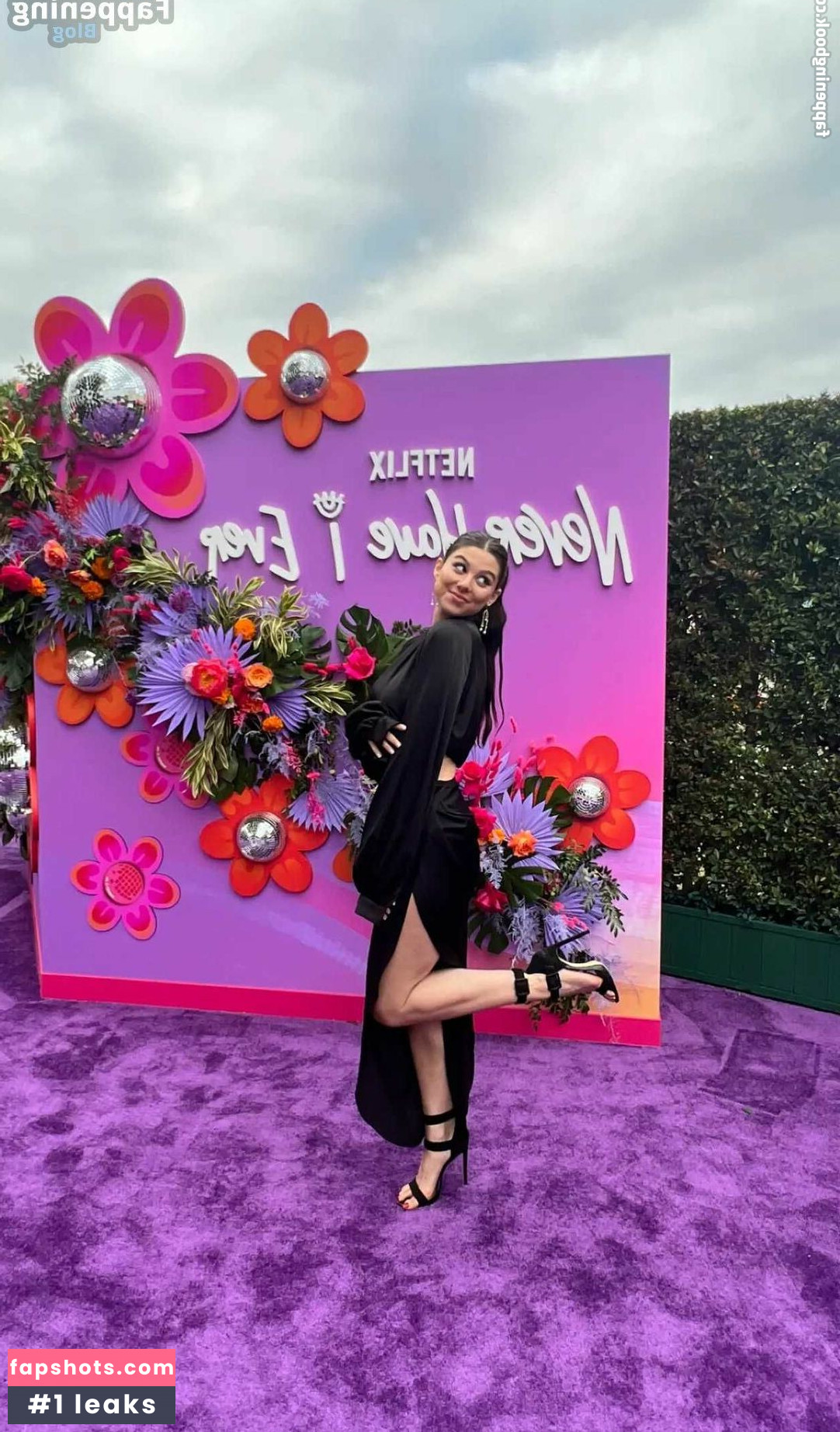 Kira Kosarin gallery photo #203