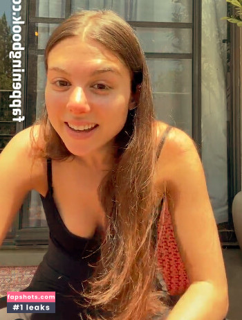 Kira Kosarin gallery photo #229