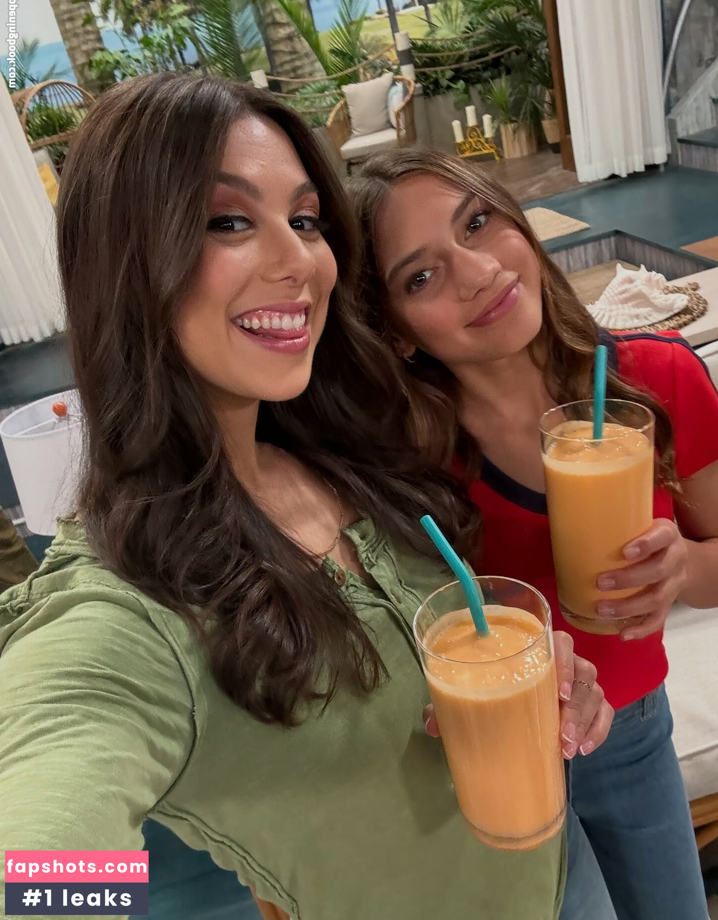 Kira Kosarin gallery photo #25