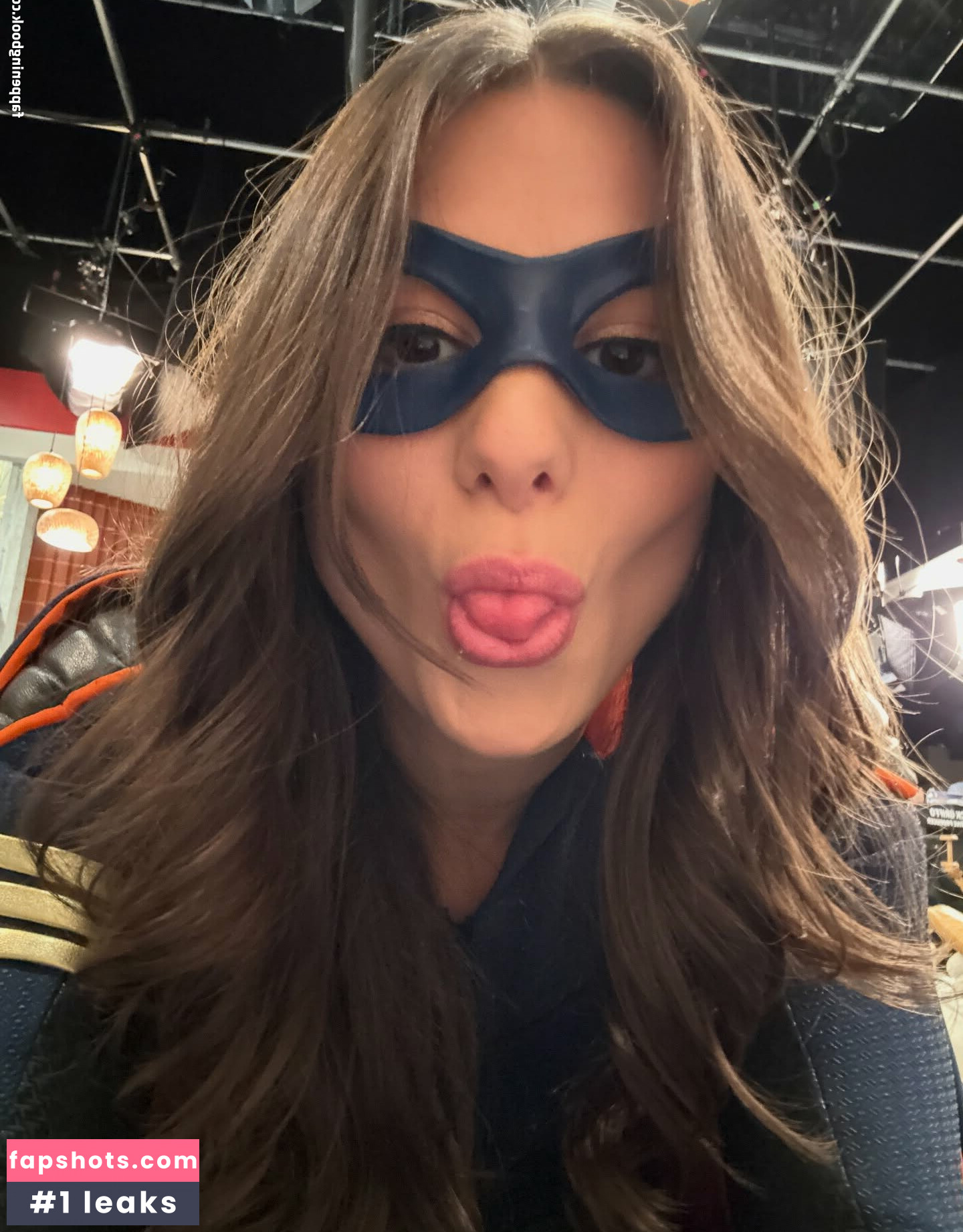 Kira Kosarin gallery photo #30